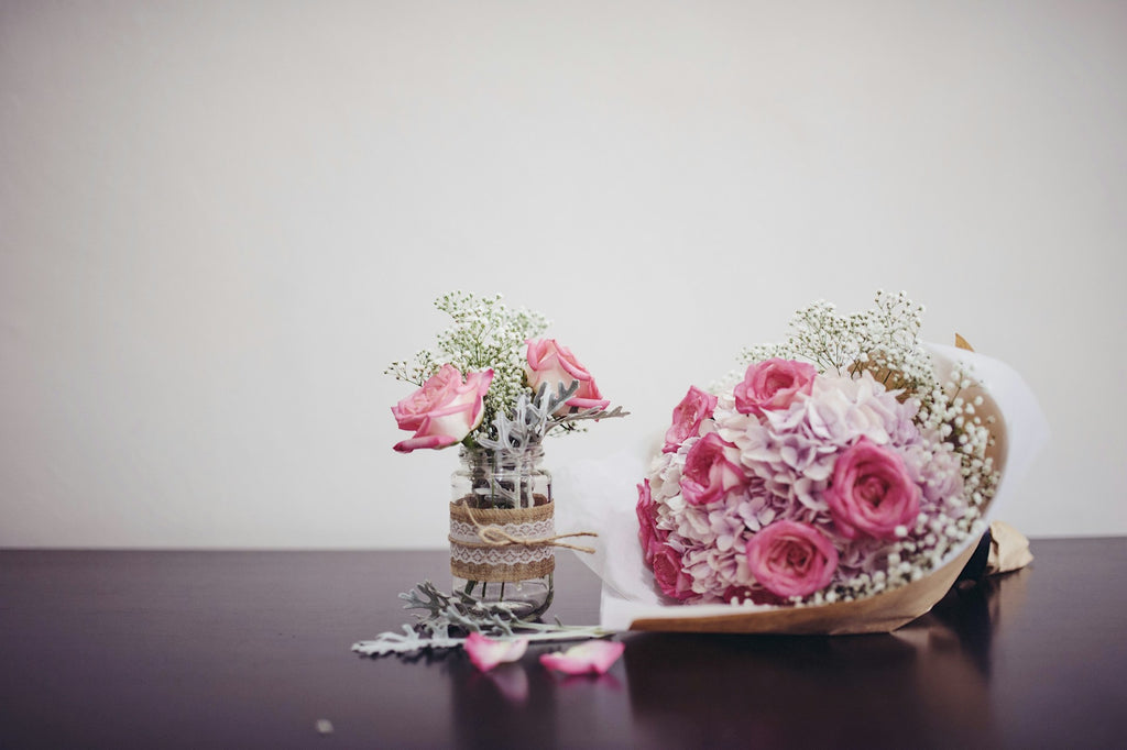 Mastering the Art of Rose Arrangements: Essential Tips for Beginners